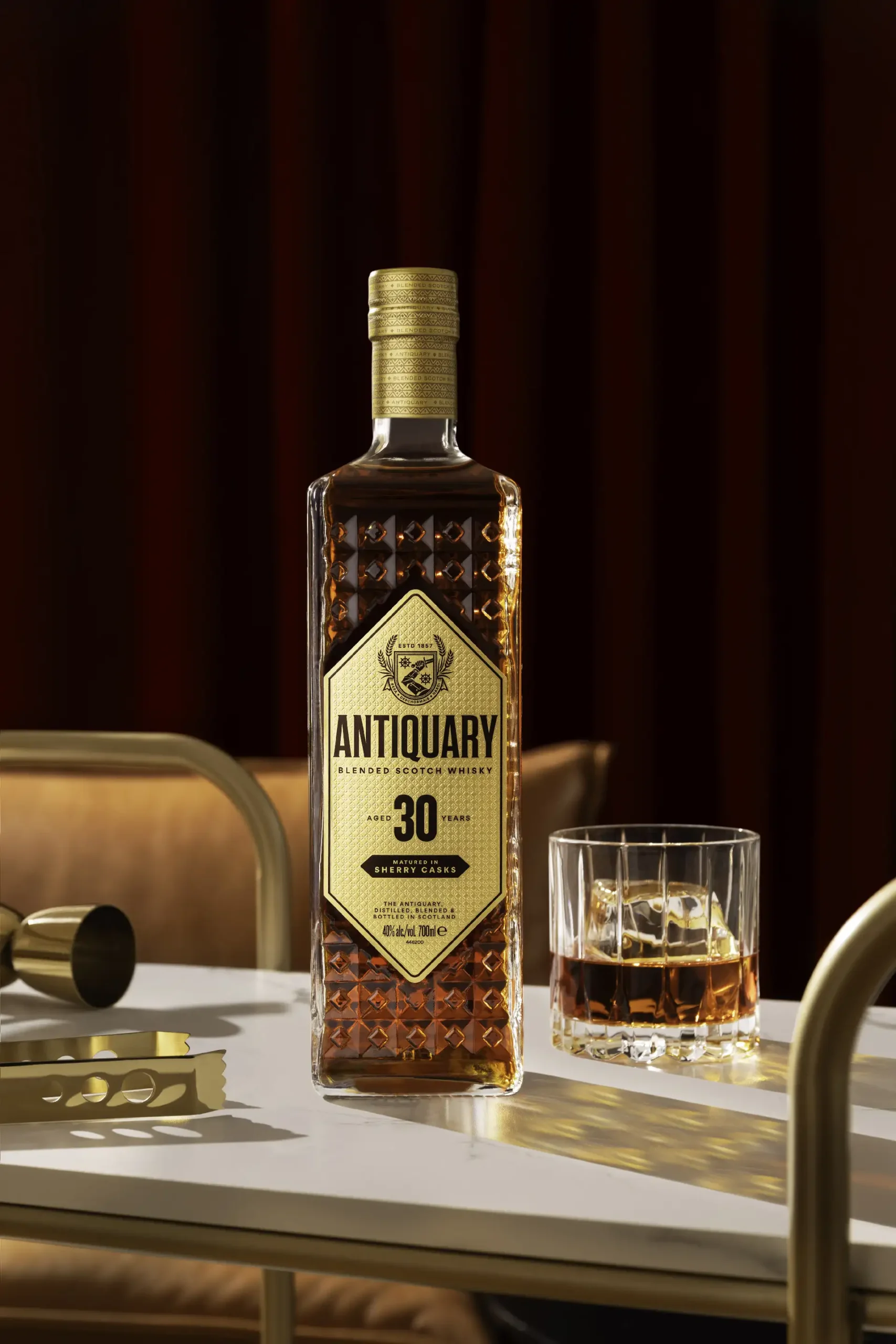the-antiquary-30-jahre-sherry-casks-blended-scotch-whisky image 2