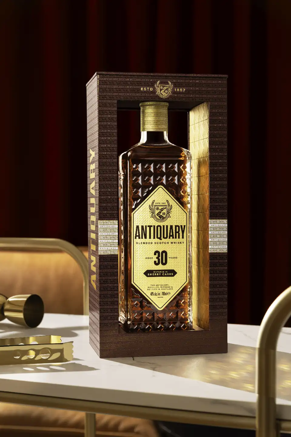 the-antiquary-30-jahre-sherry-casks-blended-scotch-whisky image 3