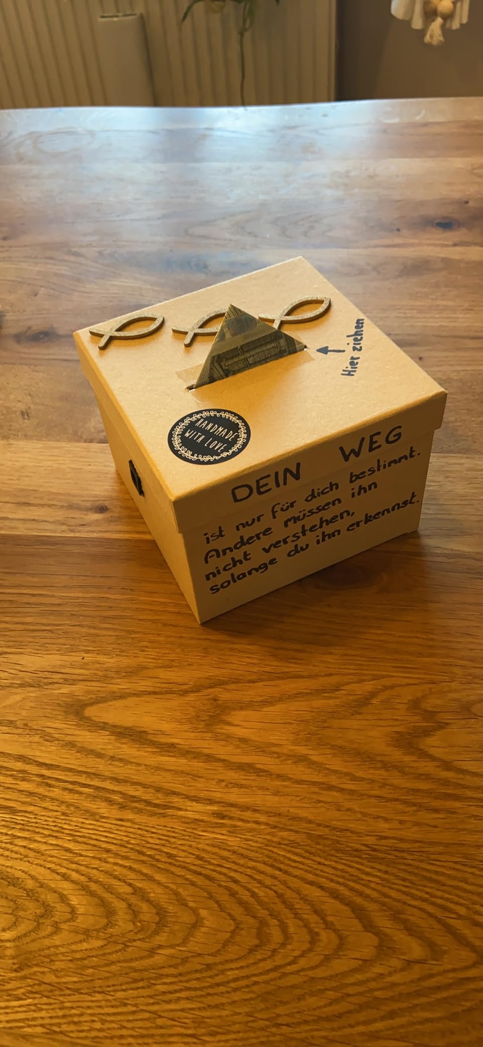 Stabile hübsche Boxen