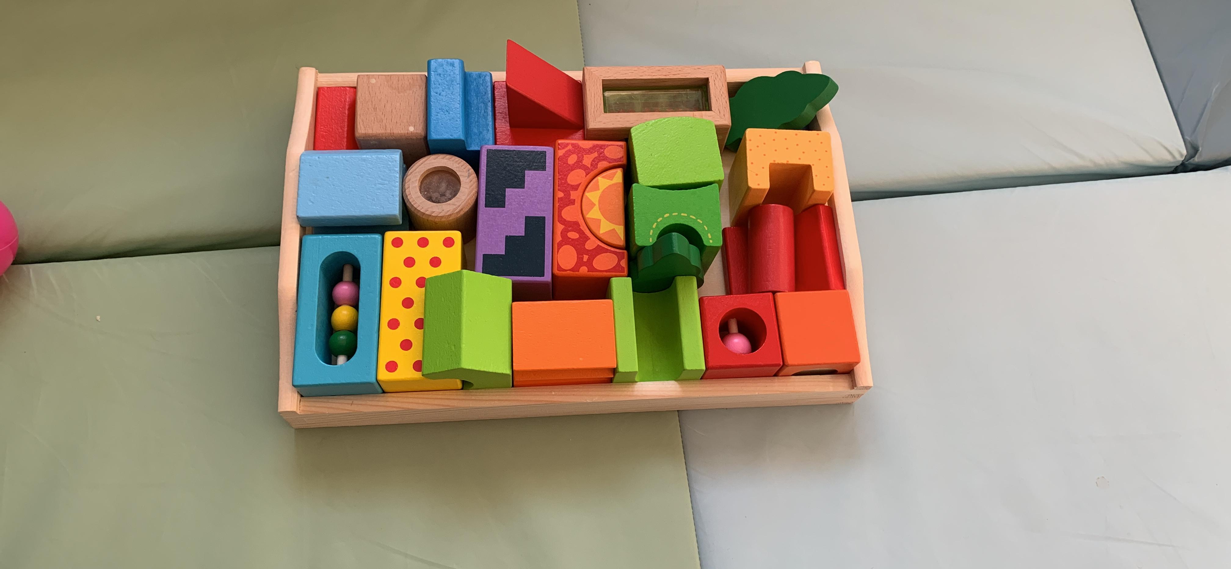 Mit Kindern bemalt